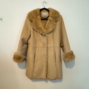 Nine West Woman’s Tan Suede & Fur Penny Lane Coat— LARGE